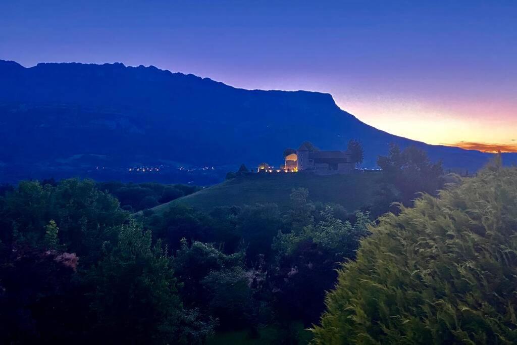 Ferienwohnung Au Calme Avec Vue Magnifique A Saint Maximin Exterior foto
