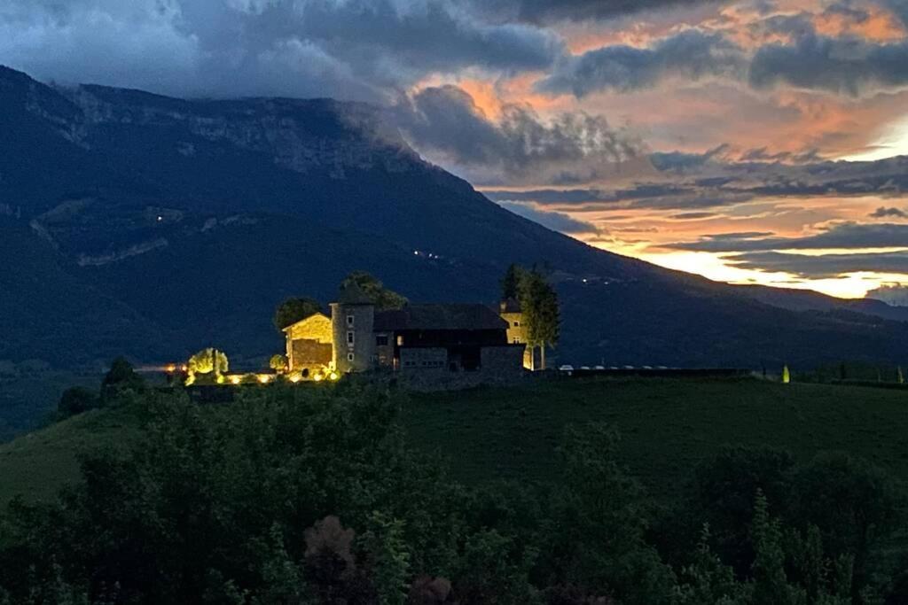 Ferienwohnung Au Calme Avec Vue Magnifique A Saint Maximin Exterior foto